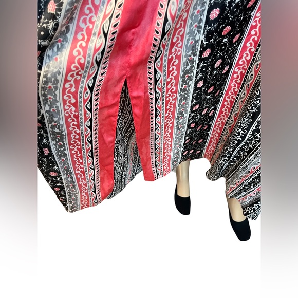 Oscar de la Renta EUC Signature Balinese
Vines Tribal Charmeuse Maxi Gown (0482) - Picture 5 of 11